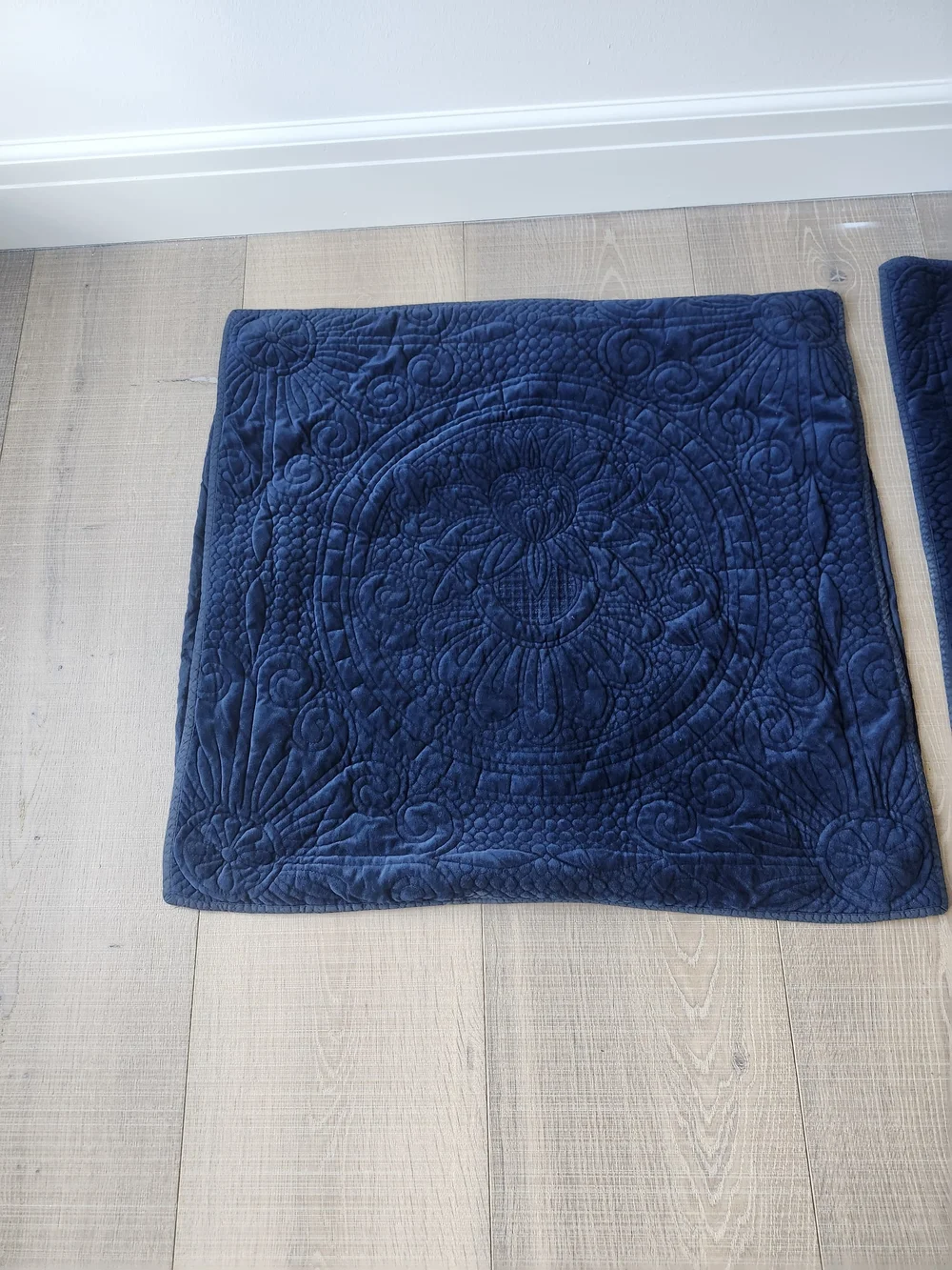 Plush Navy Quilted Bath Mat - Decorative Floral Medallion